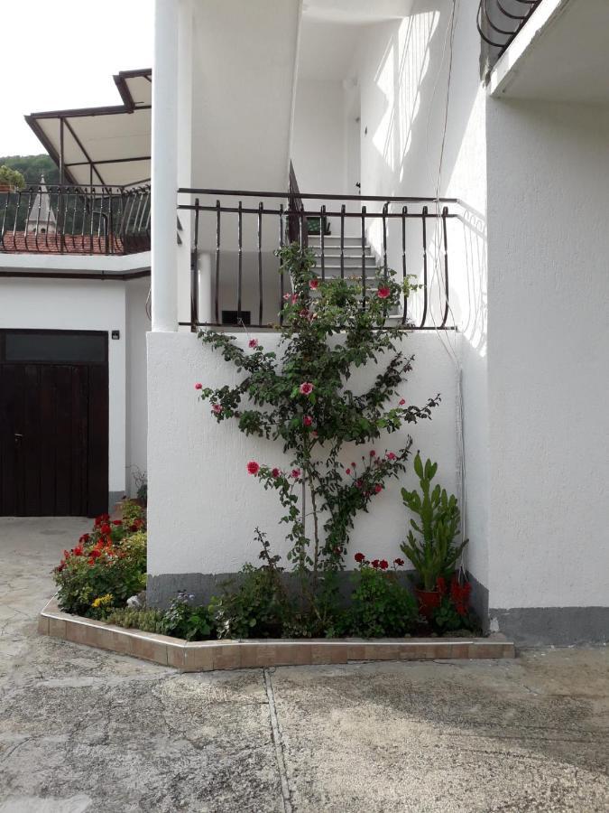 Kuca Za Odmor Varos Villa Vrlika Exterior photo