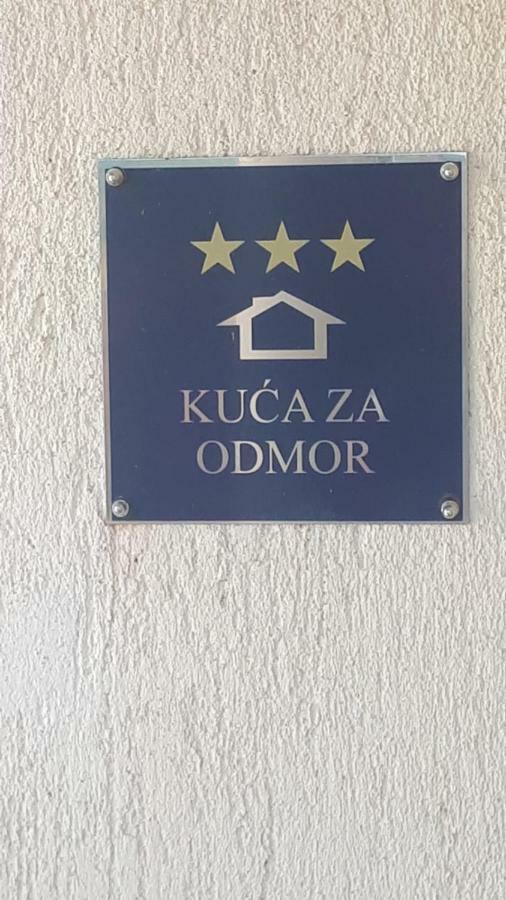 Kuca Za Odmor Varos Villa Vrlika Exterior photo